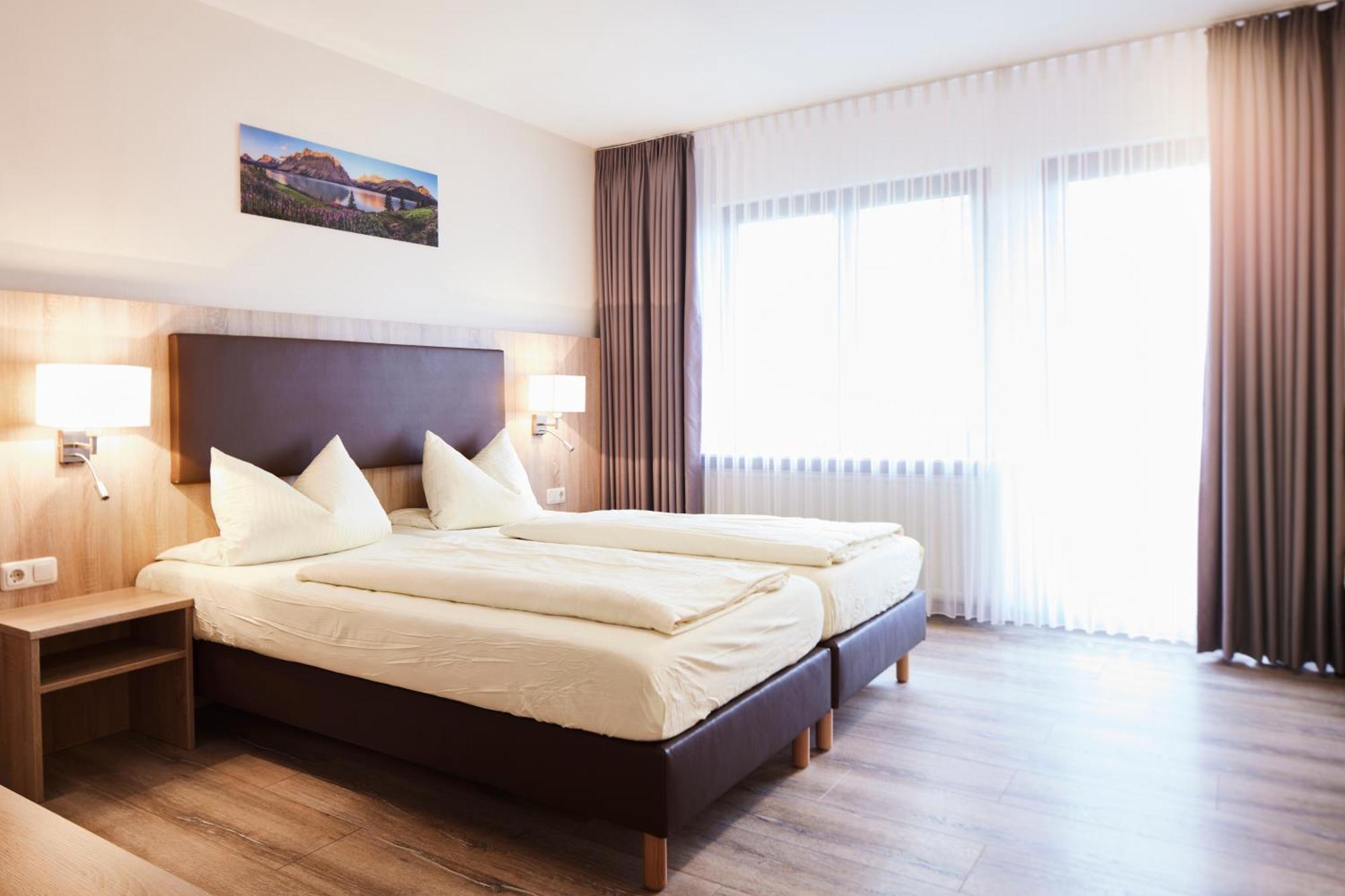 Landgasthof & Hotel Jossatal Breitenbach am Herzberg Dış mekan fotoğraf