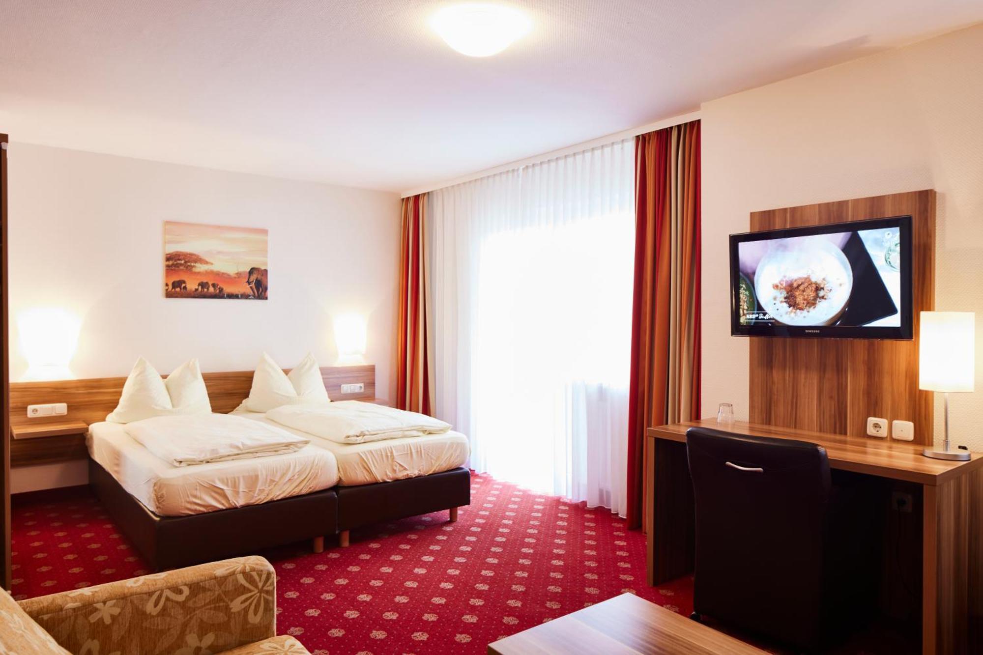 Landgasthof & Hotel Jossatal Breitenbach am Herzberg Dış mekan fotoğraf